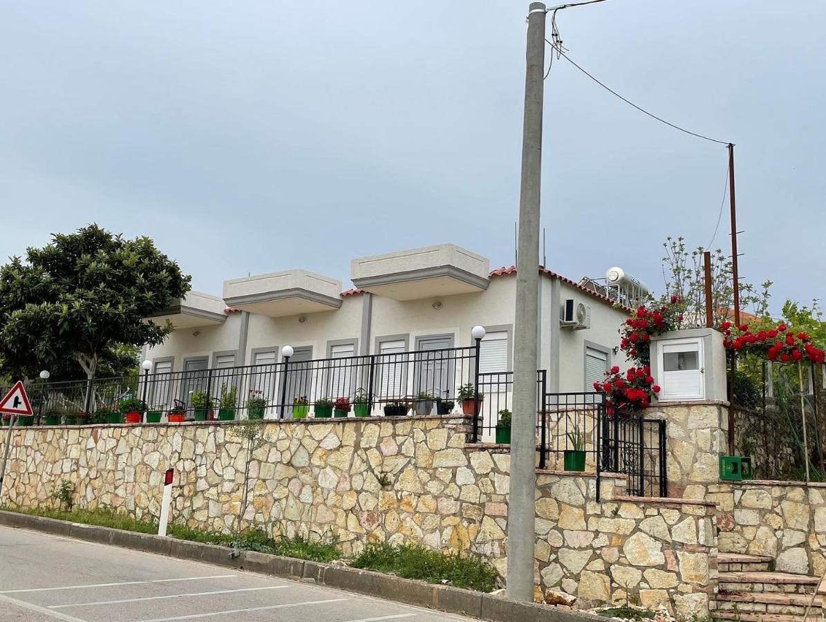 Sky Apartments Sarandë Exterior foto